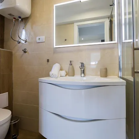 Luxury Jacuzzi Apartament